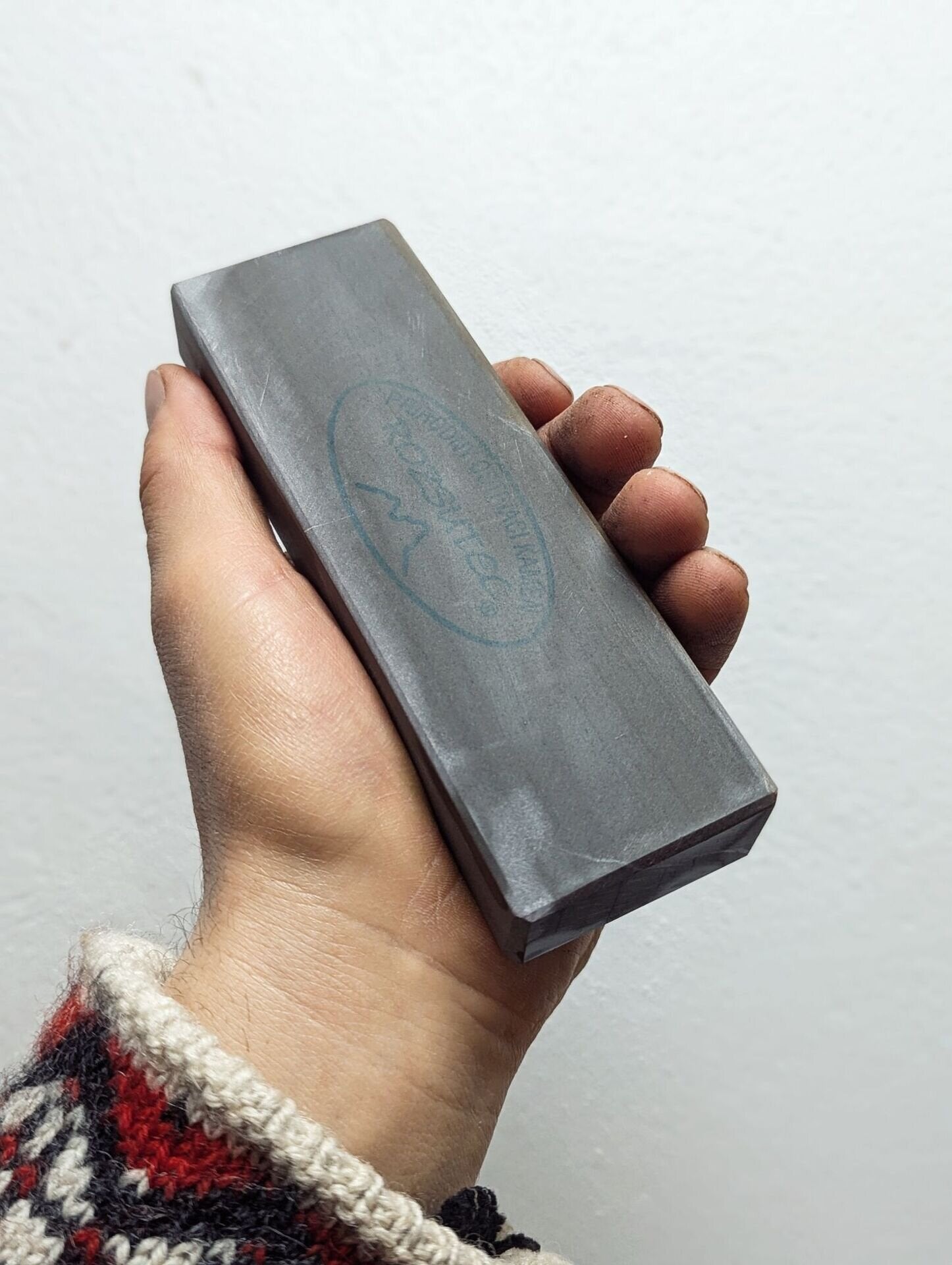 ostriaci prírodný kameň Rozsutec 150x50x20mm ONOPKO150